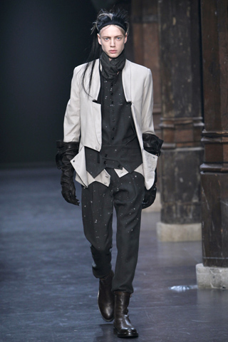 Ann Demeulemeester / - 2011-2012